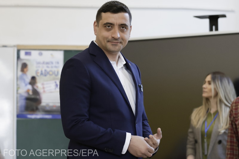 Simion a vasárnapi szavazáson. | Fotó: Agerpres