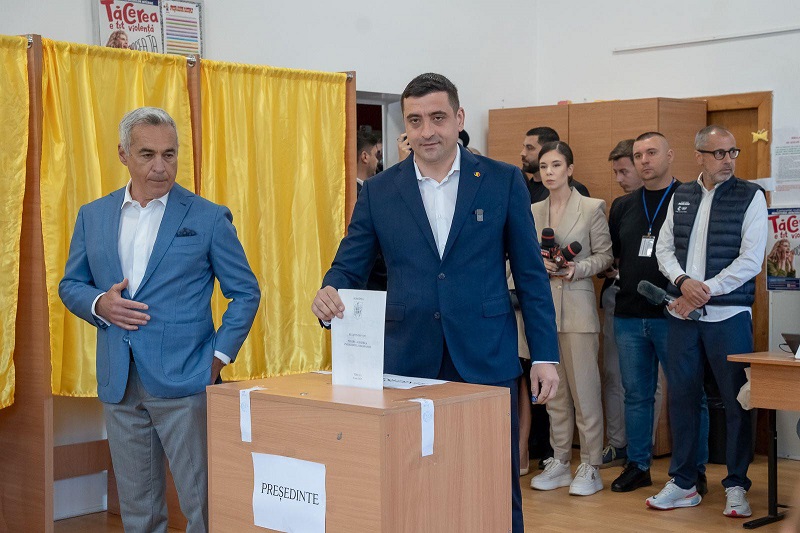 Elsöprő fölénnyel nyert | Fotó: George Simion Facebook oldala