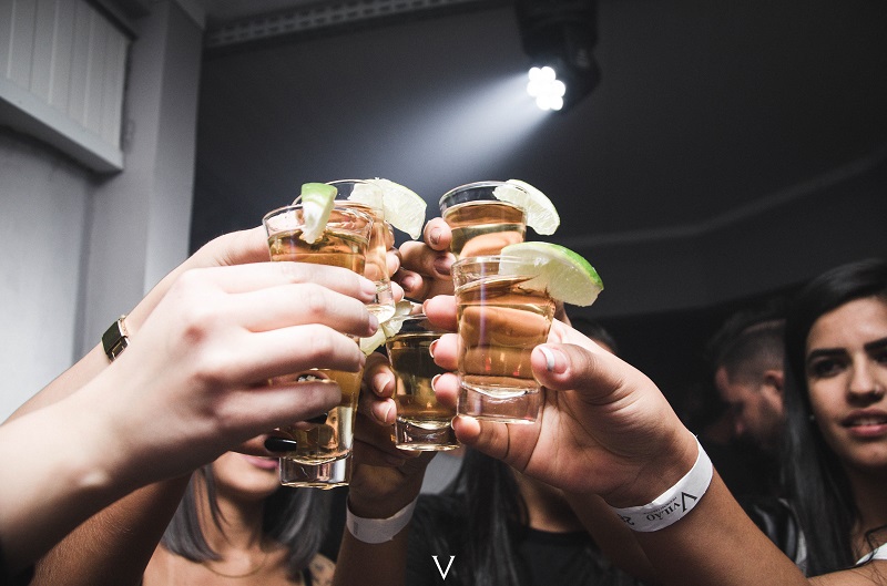 Légy önmagad! Nincs szükséged alkoholra! | Fotó: Pexels