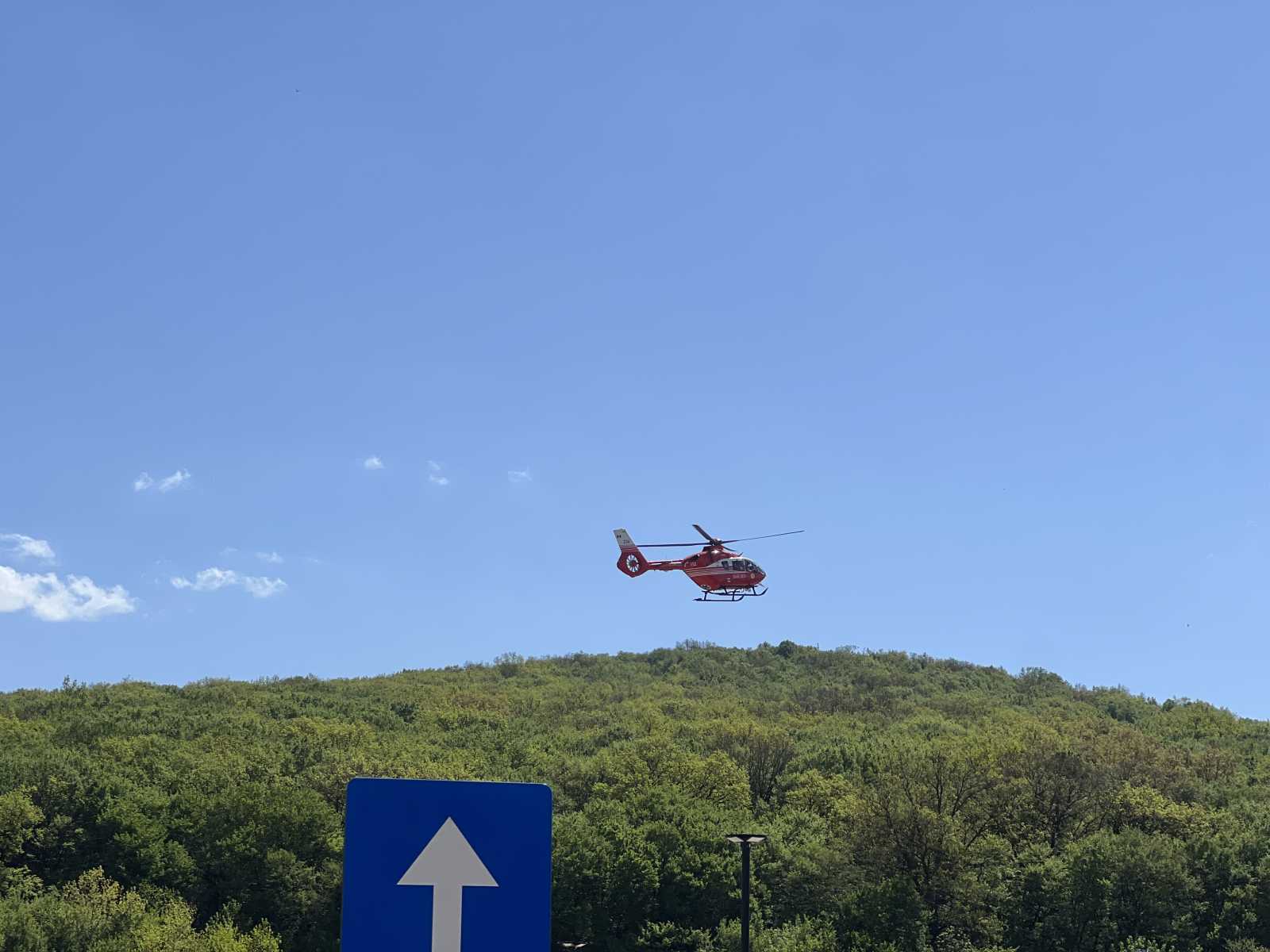 El kellett költöztetni a SMURD helikopterleszállóját | Fotó: Rákóczi Kinga