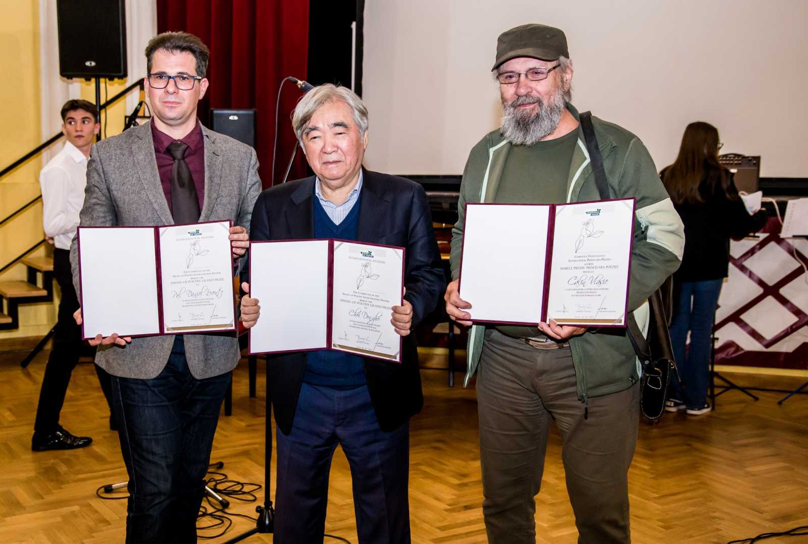 Három költő Spring of Poetry Grand Prize díjban részesült | A szerző felvétele