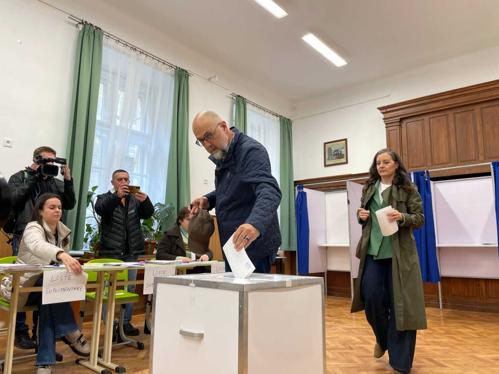 Az RMDSZ elnöke, a János Zsigmond Unitárius Kollégiumba adta le voksát | Fotó: Ferencz Hunor