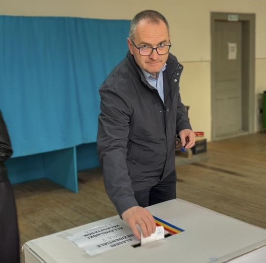 Csíkszereda polgármestere azért szavazott, hogy na a magyarellenes erők kerekedjenek felül | Fotó: Korodi Attila Facebook-oldala