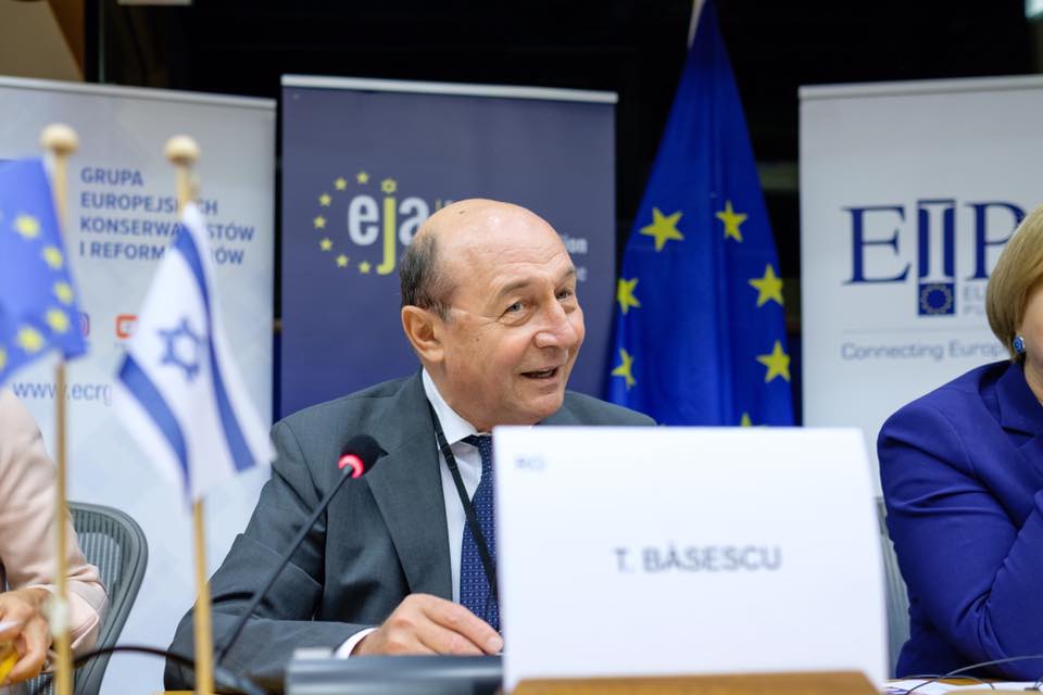 Egyértelmű állást foglalt a volt államfő | Fotó: Traian Băsescu Facebook-oldala