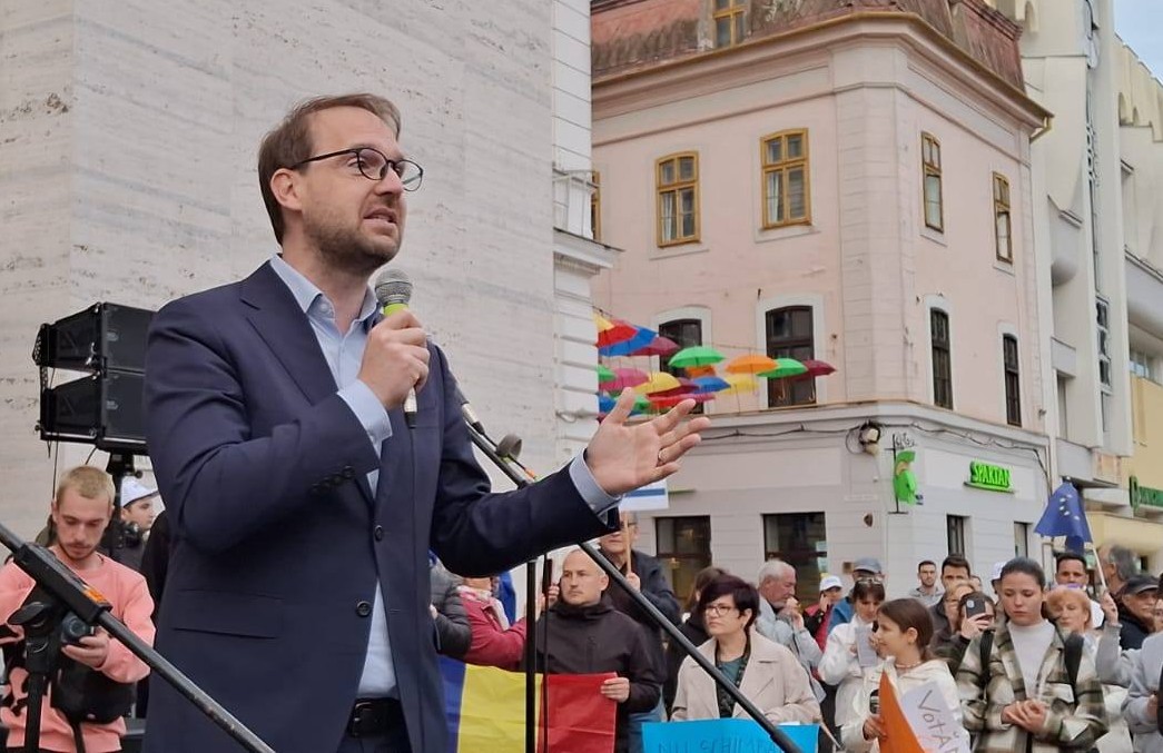 Dominic Fritz szerint vissza kell építeni a hidakat a polgárok közé | Fotó: Dominic Fritz Facebook-oldala