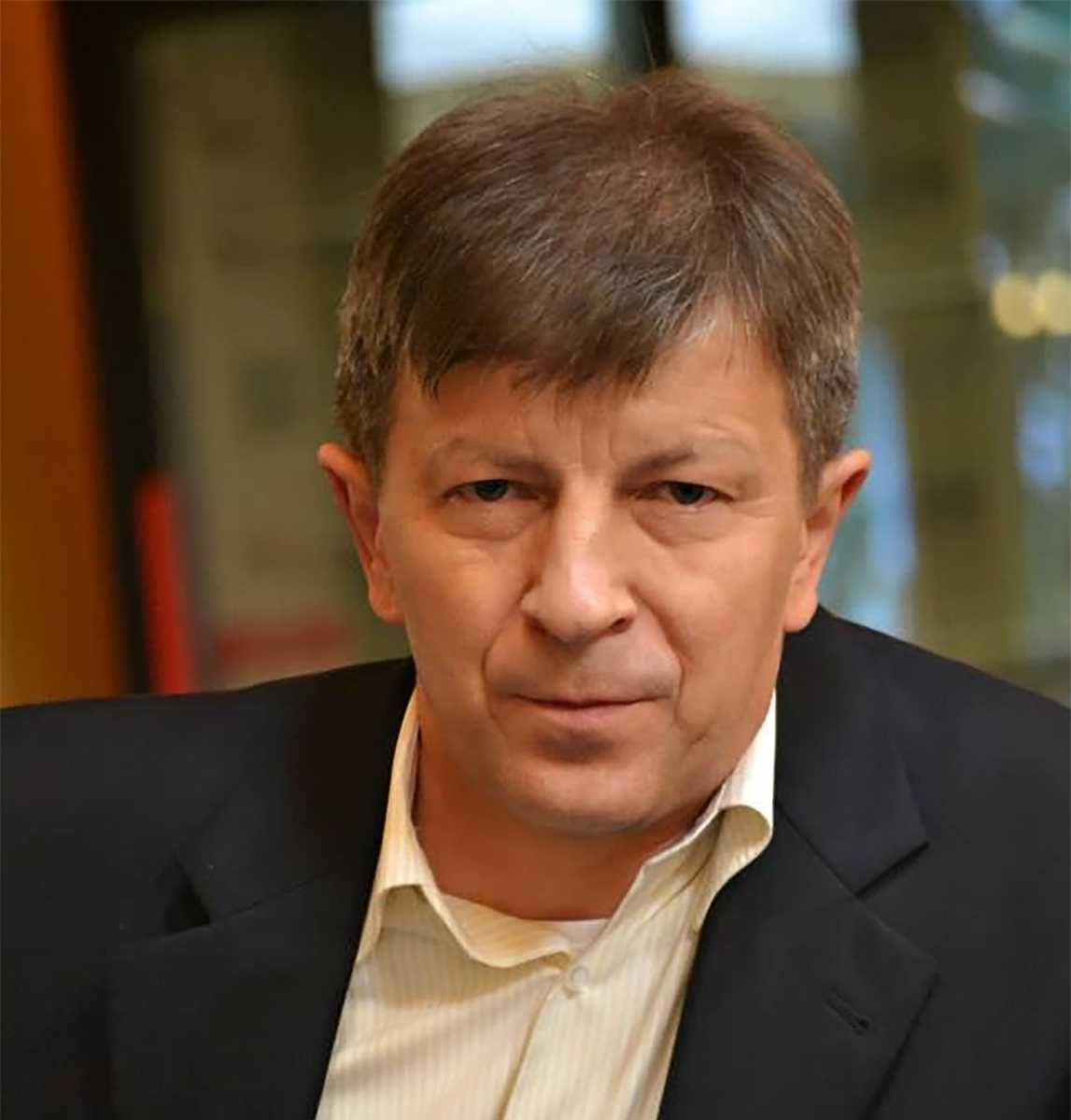 Lakatos Mihály tart előadást az MCC szervezésében | Fotó: Lakatos Mihály Facebook-oldala