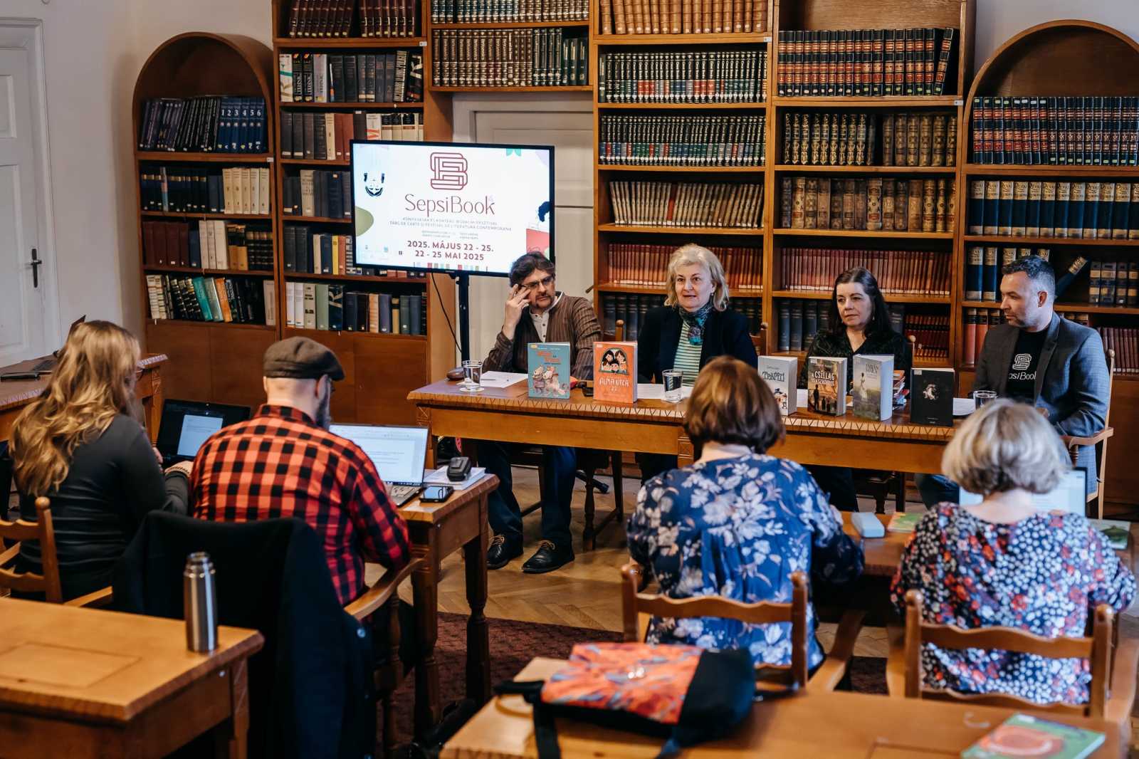 A szervezők ismertették a részletes programot | Fotó: SepsiBook
