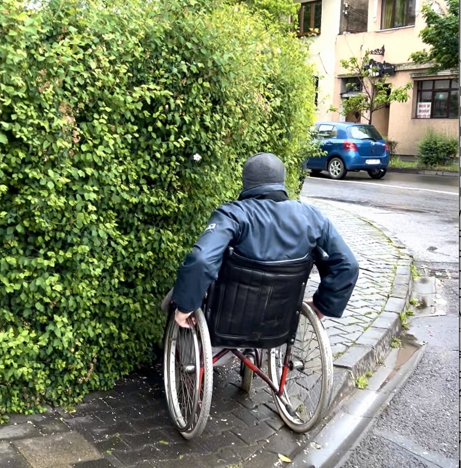 Ez az akadály egy átlagos embernek fel sem tűnik | Fotó: Rákóczi Kinga