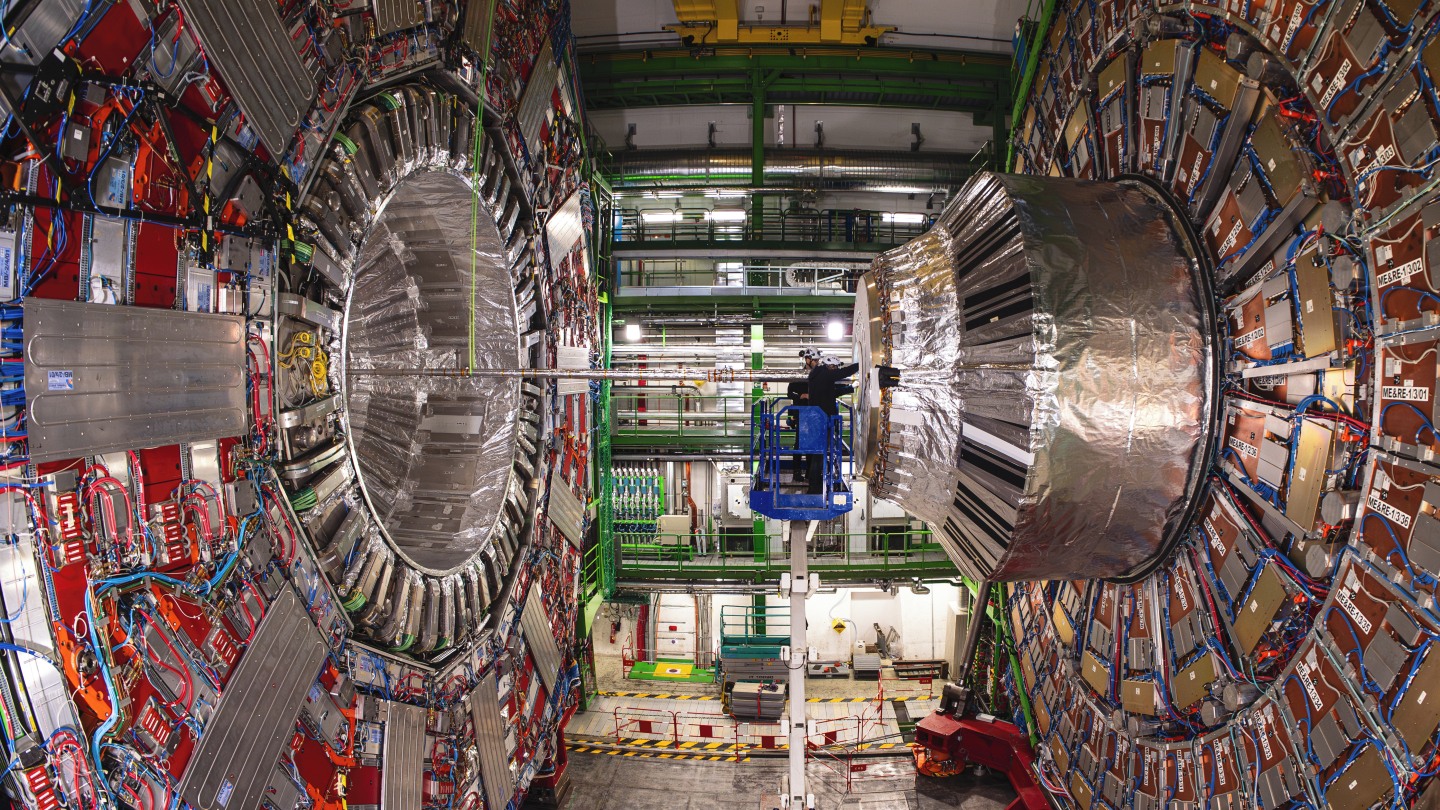 Itt történt az aranycsinálás | Fotó: Facebook/CERN