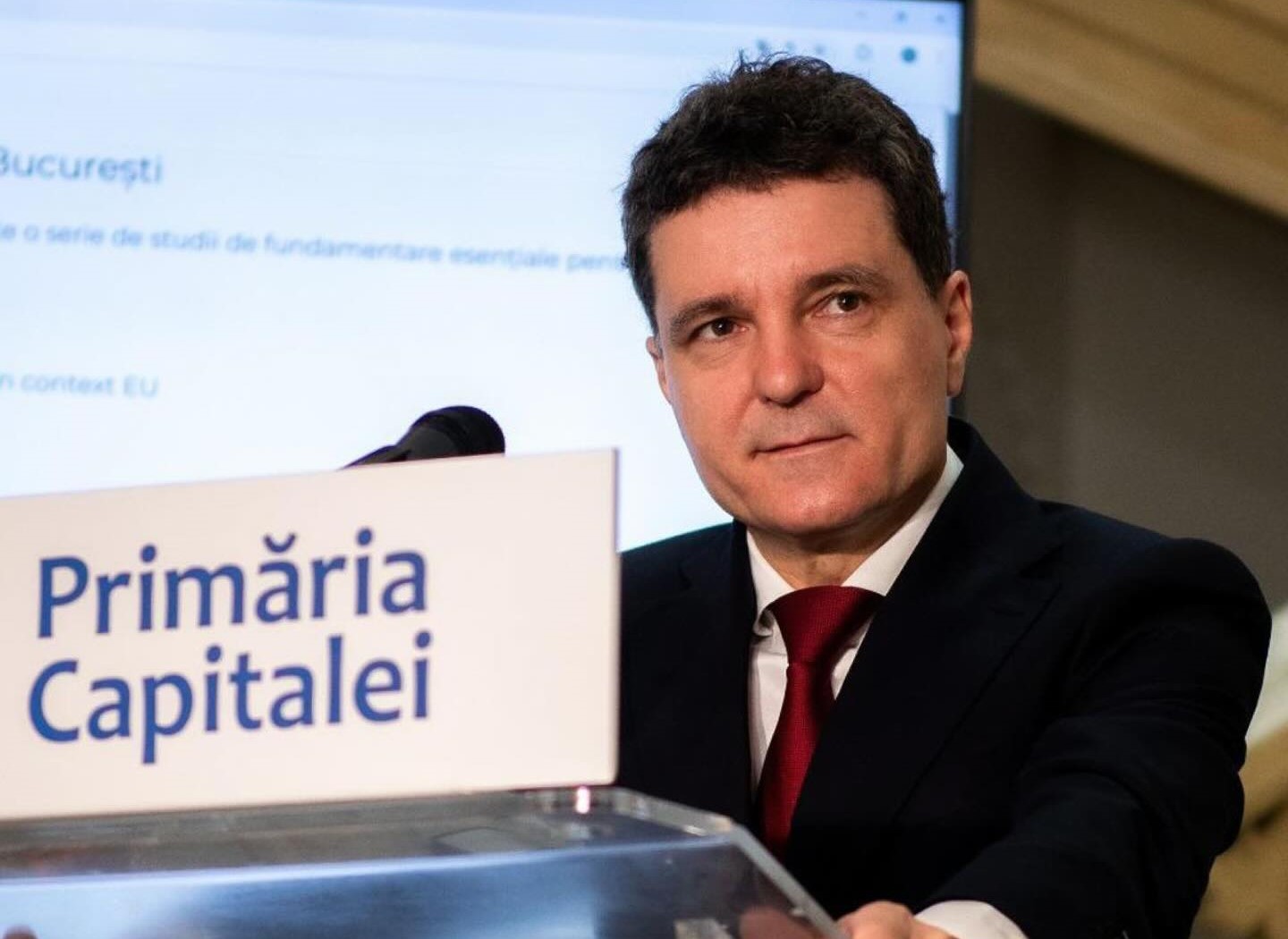 Lemondott Nicuşor Dan: Ügyvivő főpolgármester választott a Bukaresti Városi Tanács  | Fotó: Nicușor Dan Facebook oldala 