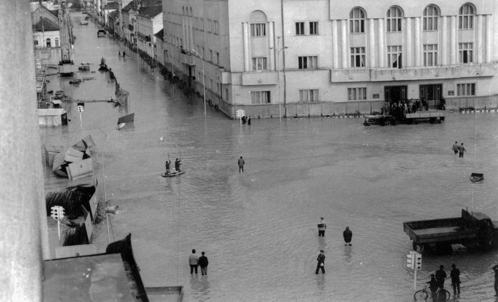55 évvel ezelőtt történt hatalmas árvíz. | Szatmárnémeti -Fotó: Fortepan/Zajh Ferenc