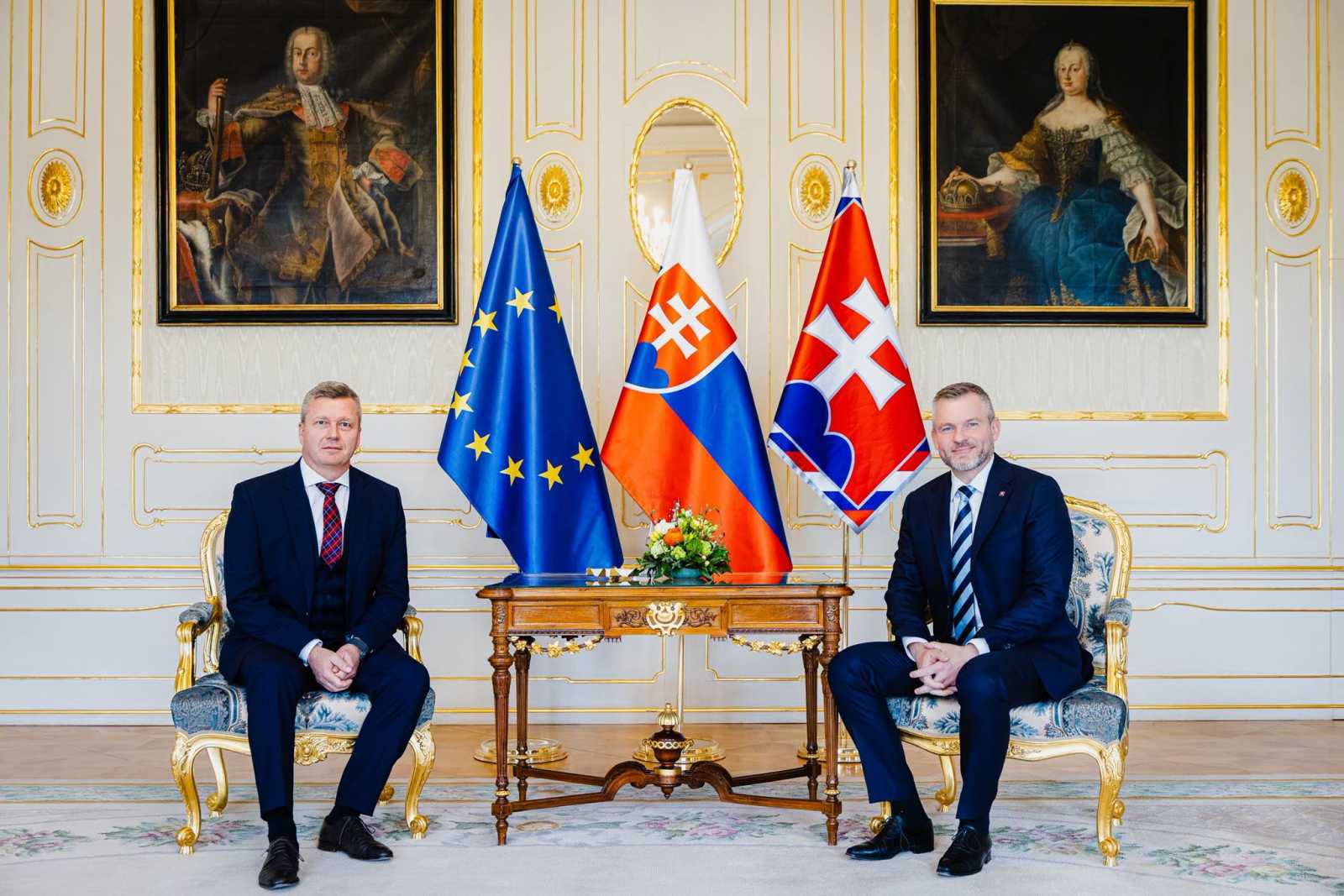 Forró Krisztián és Peter Pellegrini 2025. május 20-án a pozsonyi elnöki hivatalban l Fotó: Peter Pellegrini hivatalos Facebook-oldala