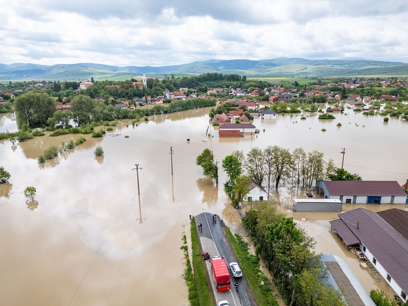 Nagyborosnyón két helyen is megbontották a gátat