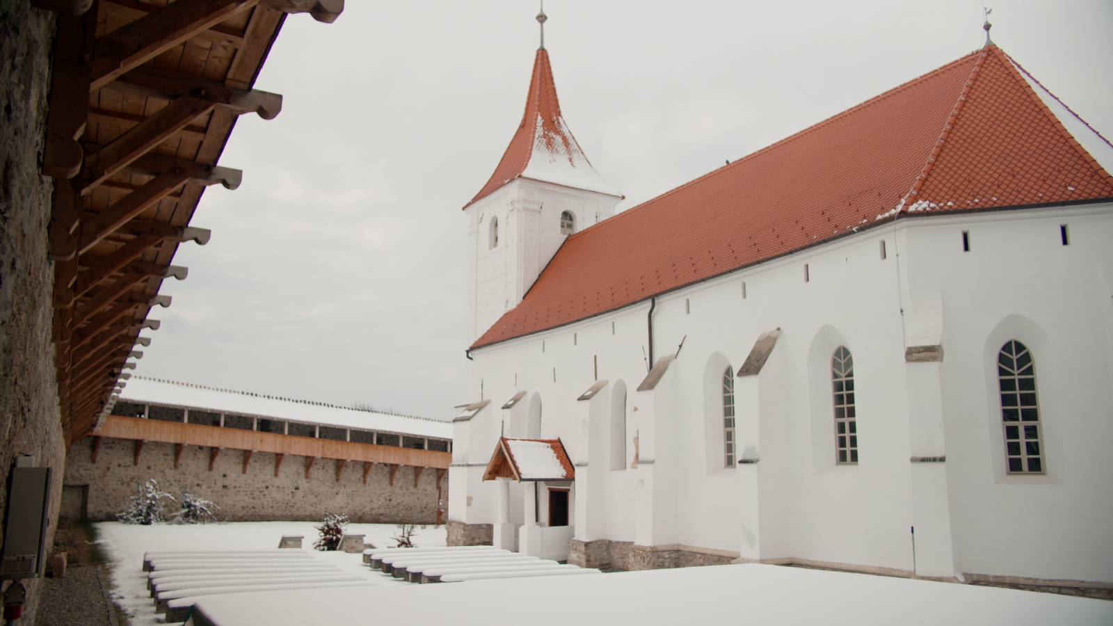 A nagyajtei templomerőd Erdővidék büszkesége.