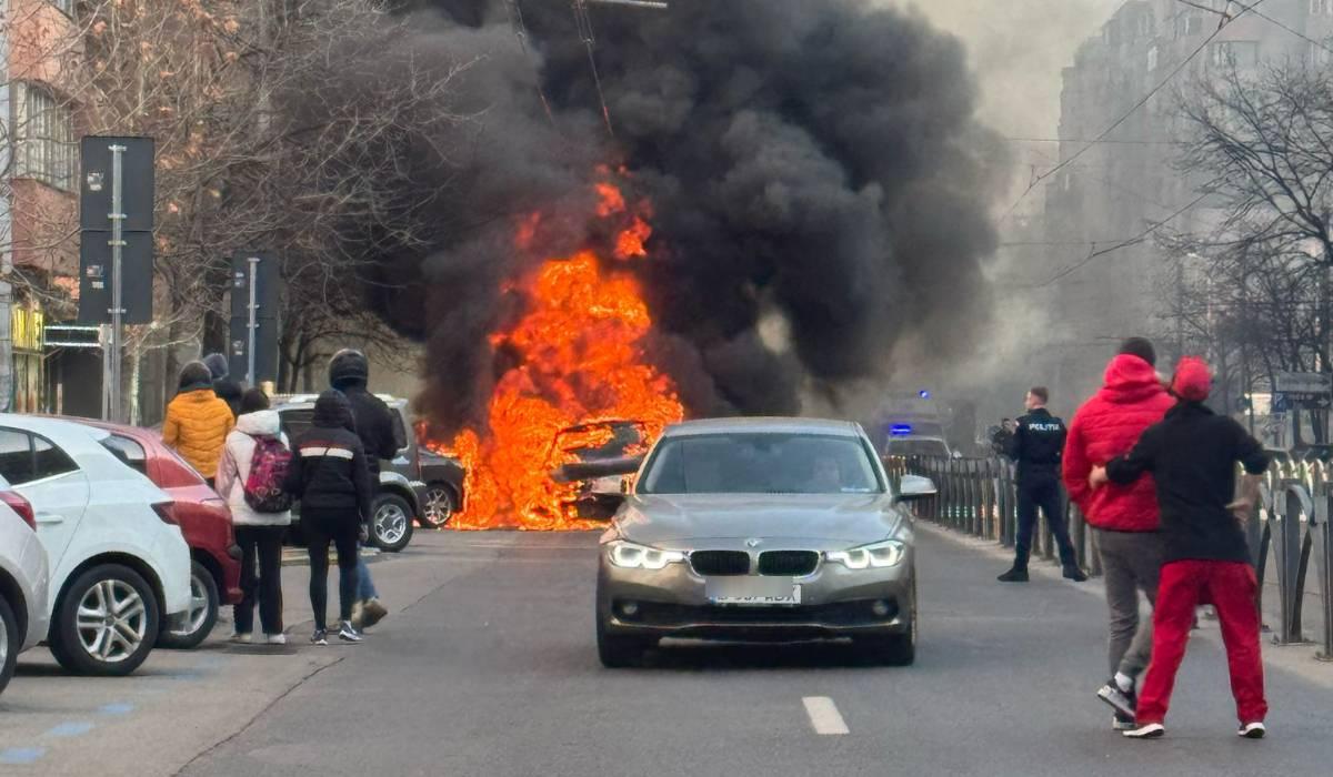 Messziről látszott a sűrű füst | Fotó: bukaresti katasztrófavédelem