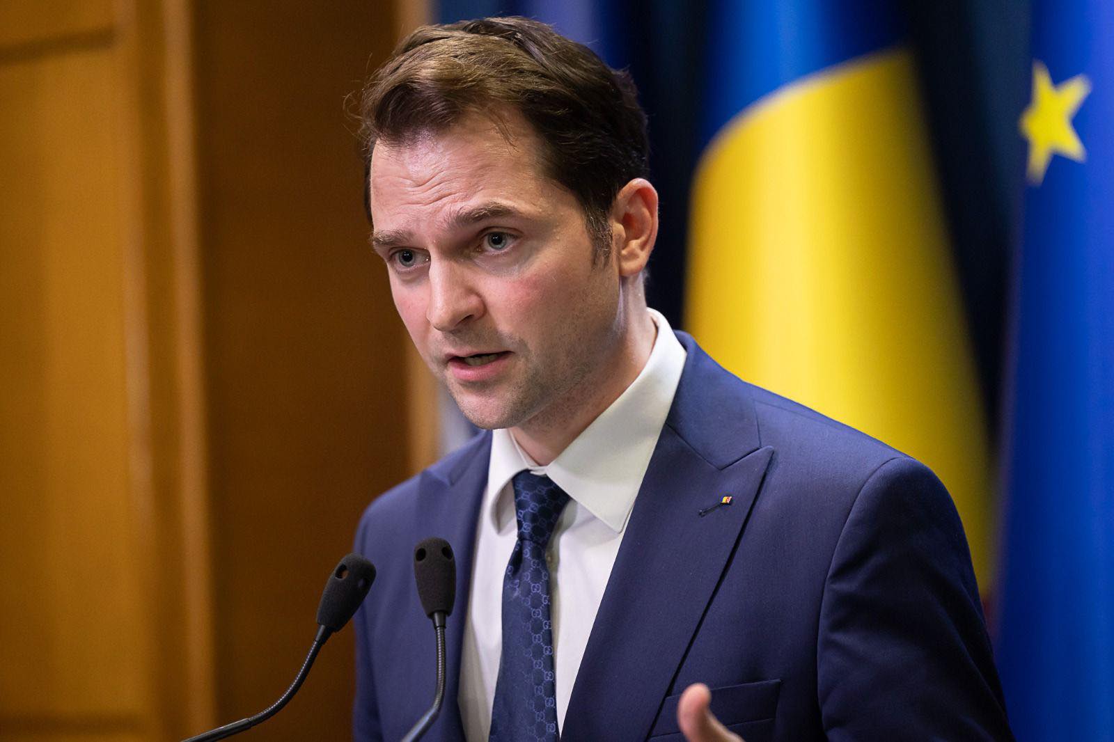 Nem jár fizetség az új munkáért | Fotó: Sebastian Burduja Facebook-oldala