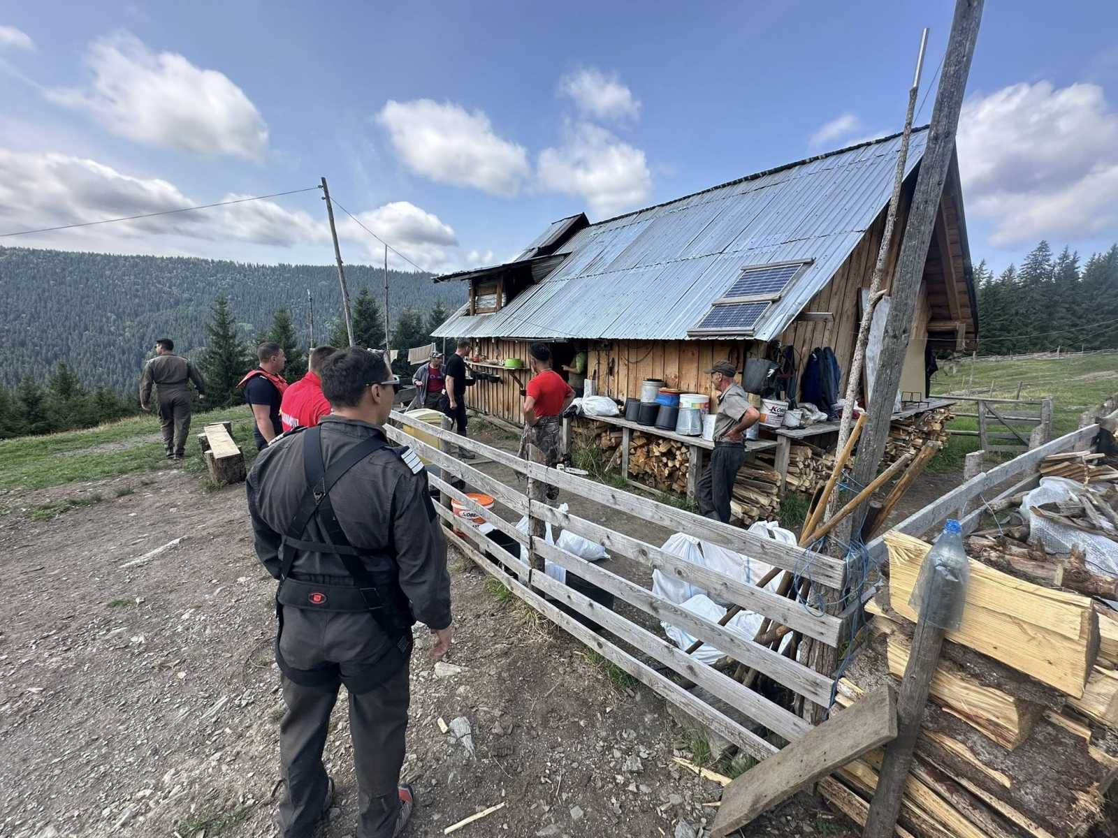 Felkeresték az esztenákat | Fotó: Suceava megyei prefektúra