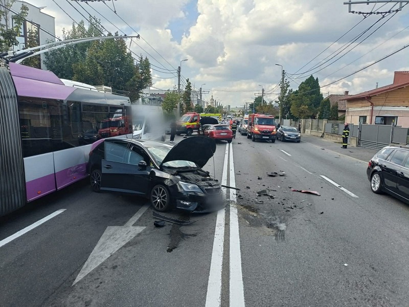 Mind a négy jármű megrongálódott | Fotó: Kolozs Megyei Katasztrófavédelmi Felügyelőség 