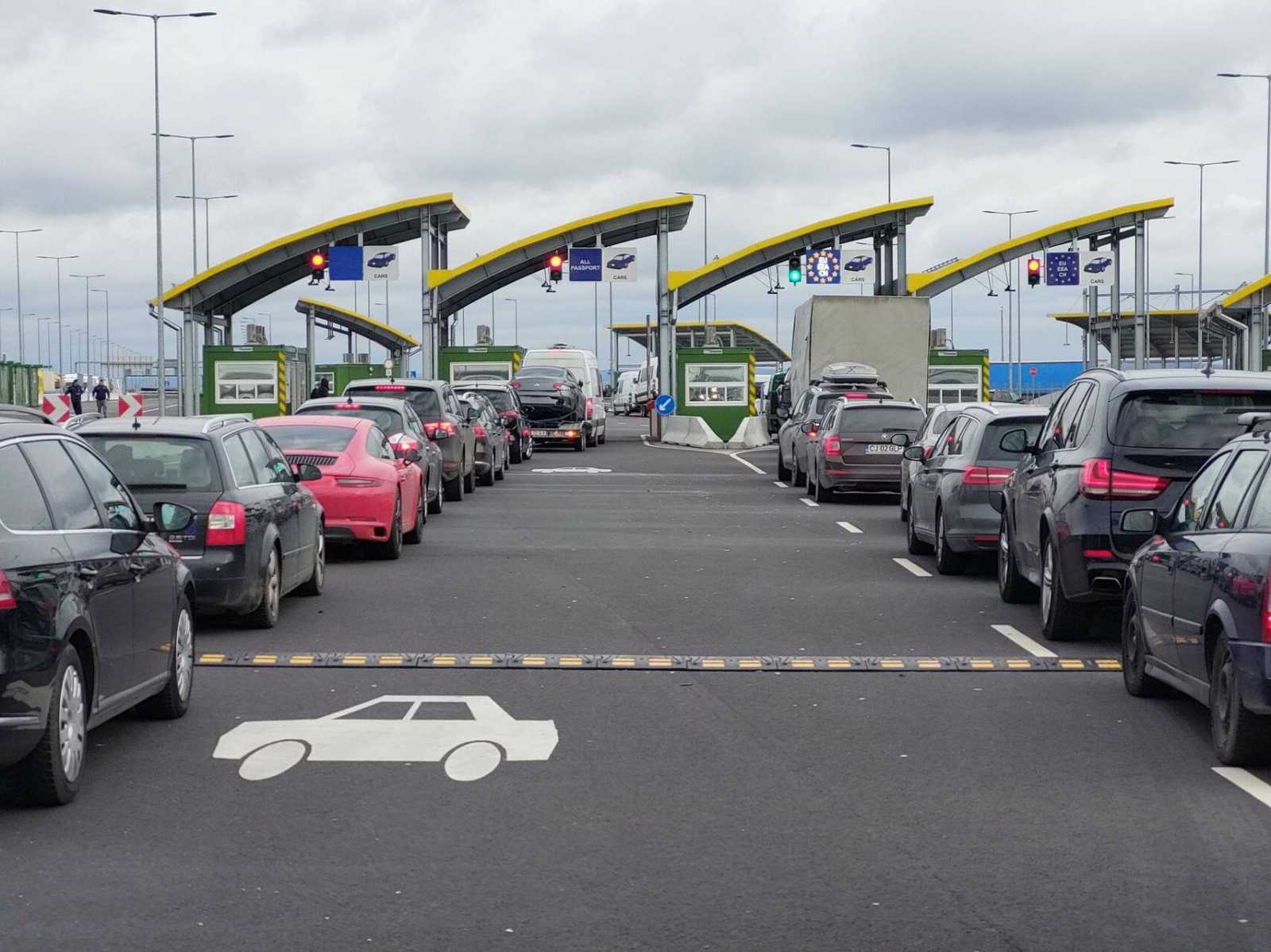 A megszokottnál sokkal nagyobb volt a forgalom | Fotó: Borsi Balázs