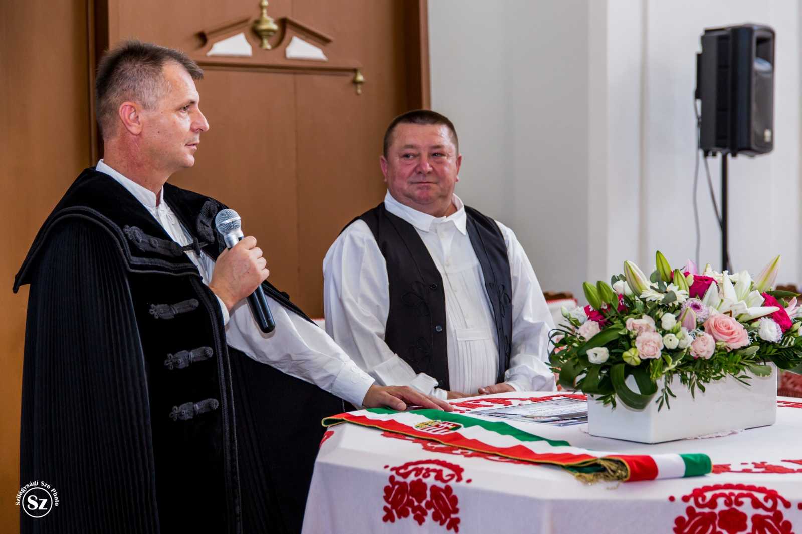 A polgármester köszöntötte Tázlár testvértelepülés képviseletét is | Fotó: Kulcsár Mária