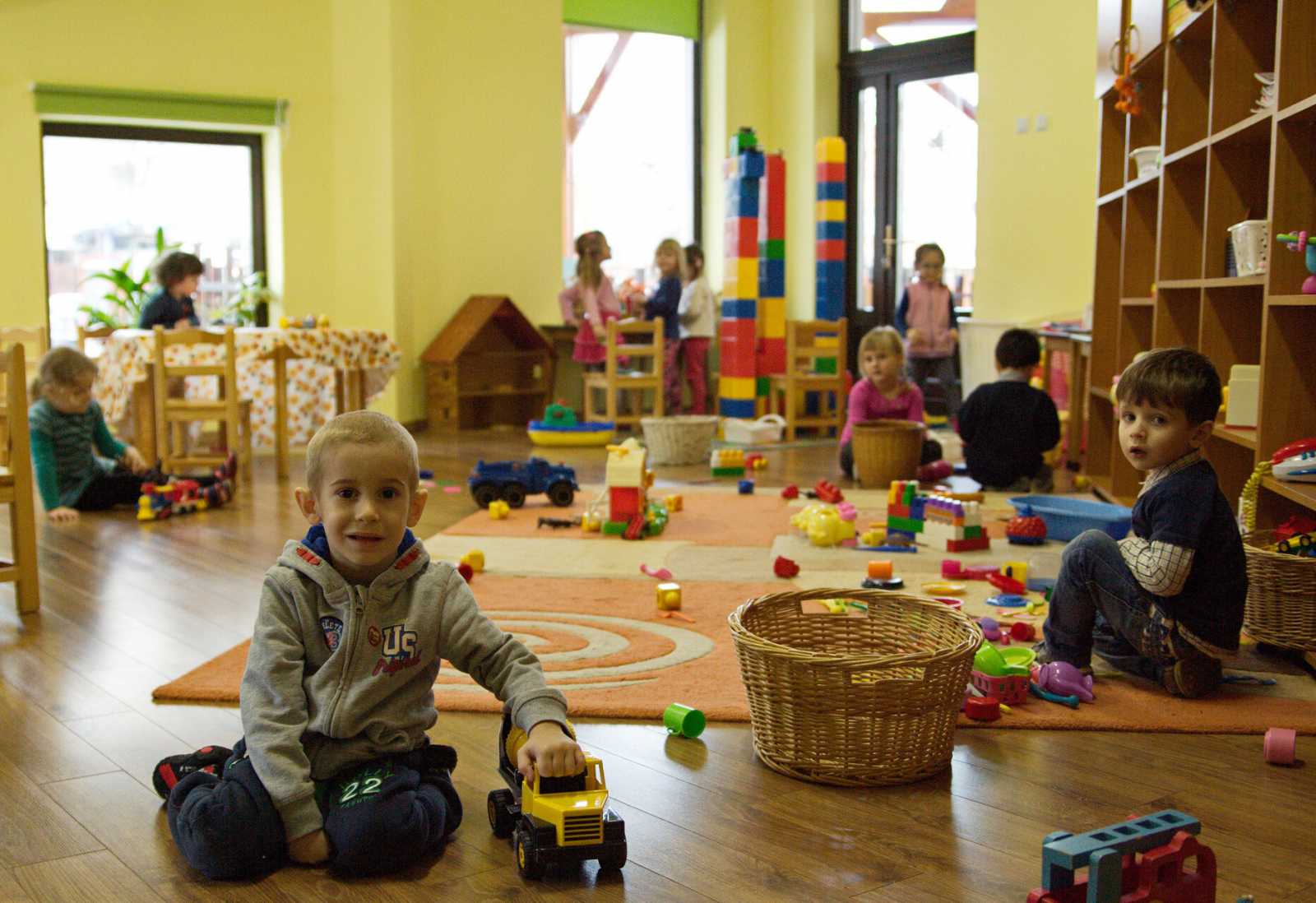 Hazafias óvodásokat nevelnének Putyinék | Fotó: Agerpres