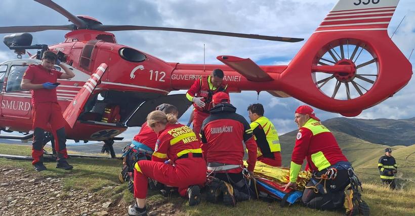 Helikoptert hívtak az ötödik áldozat leszállítására. | Fotó forrása: Arges megyei hegyimentő-szolgálat