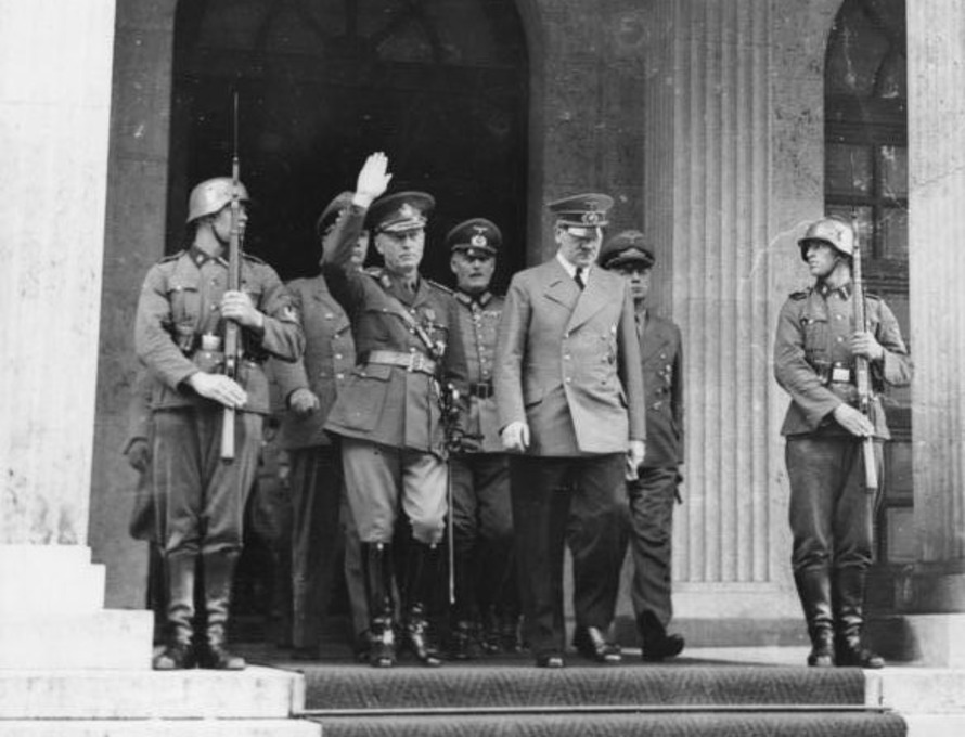 Ion Antonescu 1941-ben Hitler oldalán | Fotó: Wikipedia