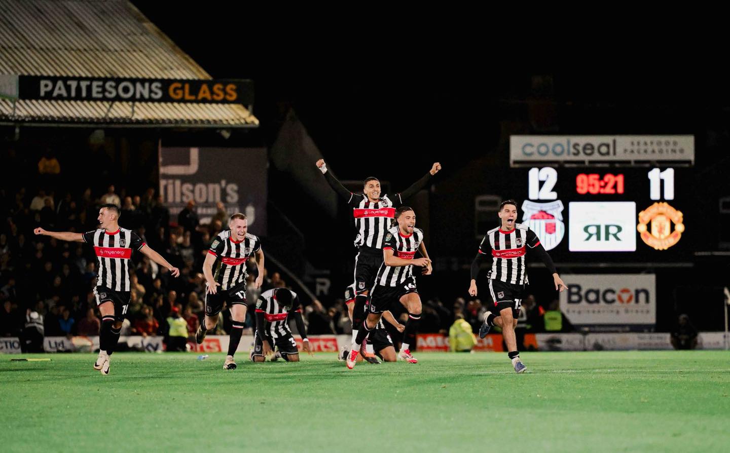 Fantasztikus teljesítmény! Kiejtették a Manchester Unitedet. | Fotó: Grimsby Town hivatalos Facebook-oldala