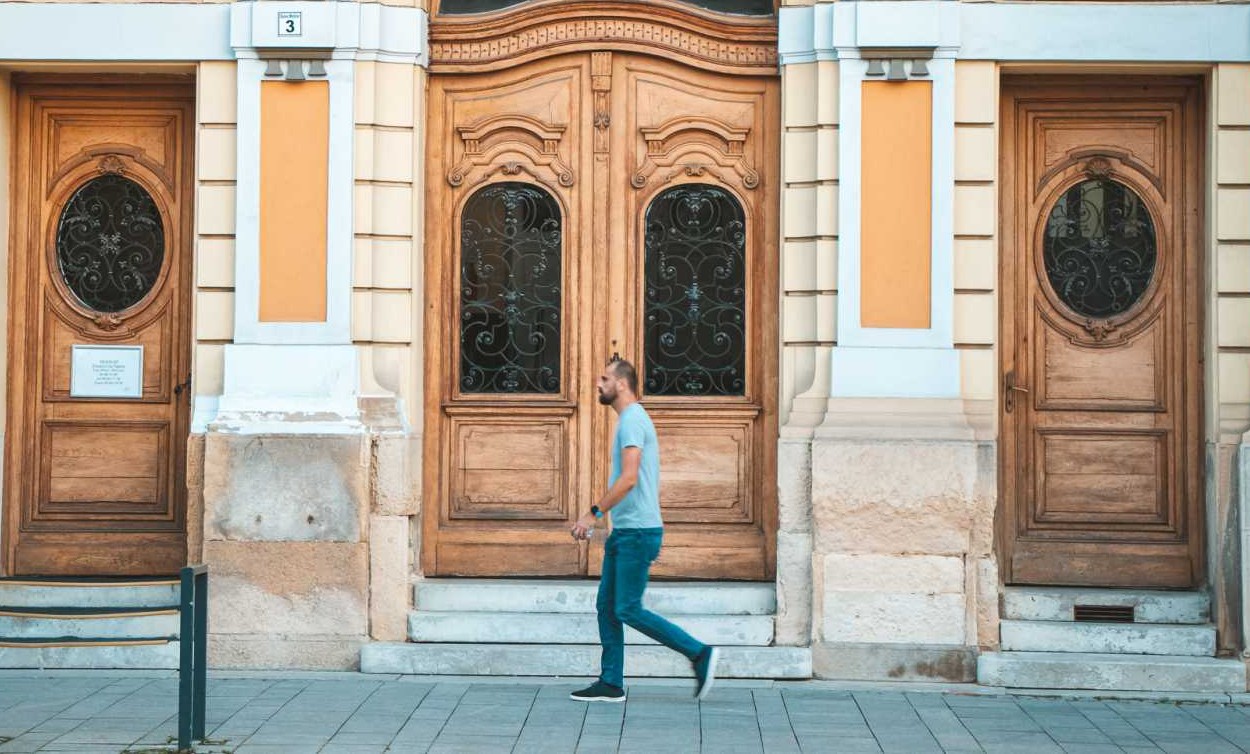 Lesznek önkormányzatok, ahol zárt ajtókat találnak | Illusztráció: Facebook