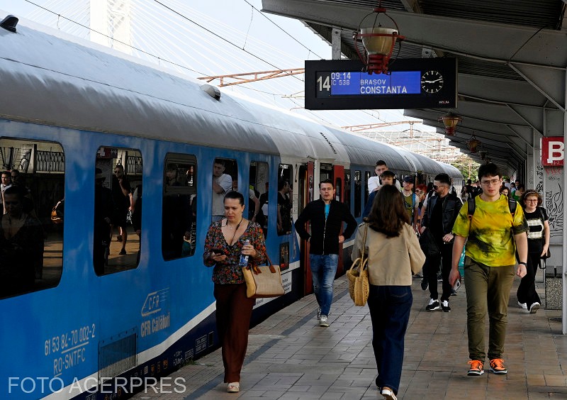Vajon tényleg leállnak a vonatok? | Fotó: Agerpres