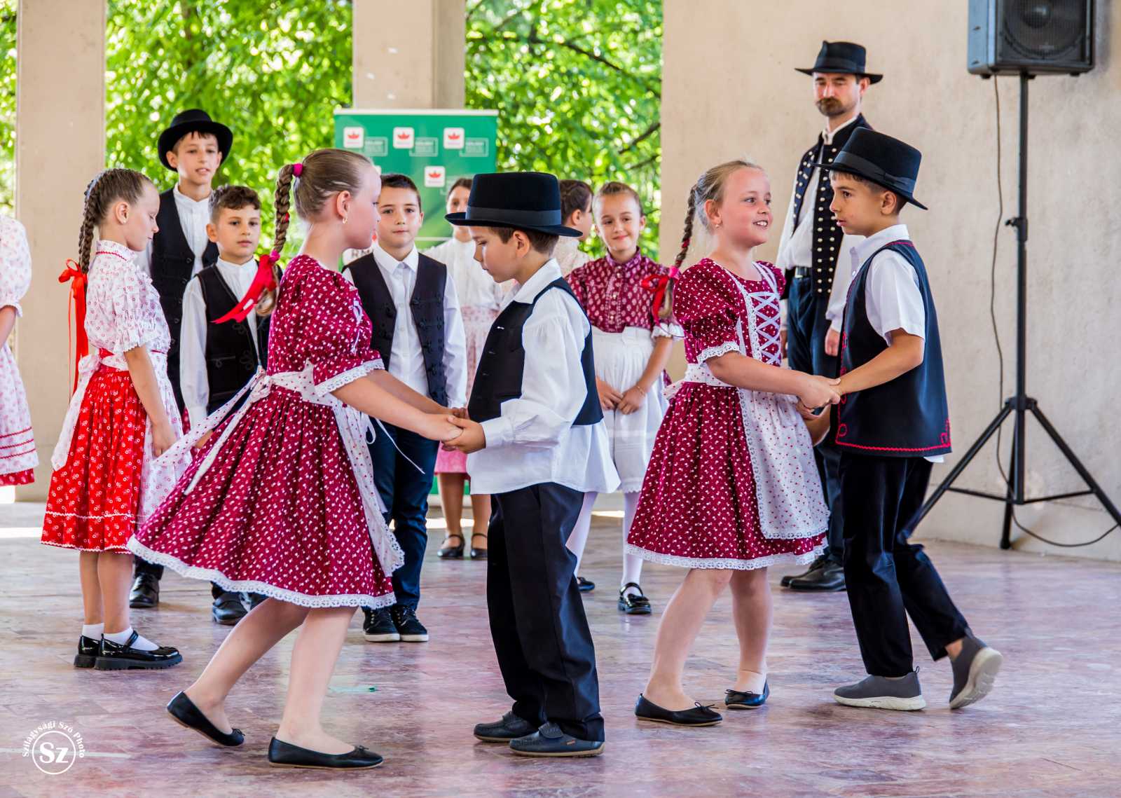 A gyerekek is megmutatták tánctudásukat | Fotó: Kulcsár Mária