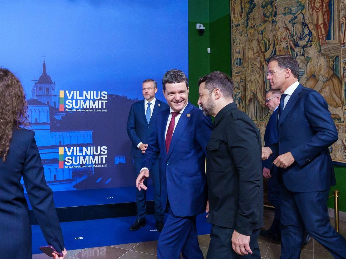 Nicușor Dan és Volodimir Zelenszkij Vilniusban Fotó: Nicusor Dan Facebook oldala 