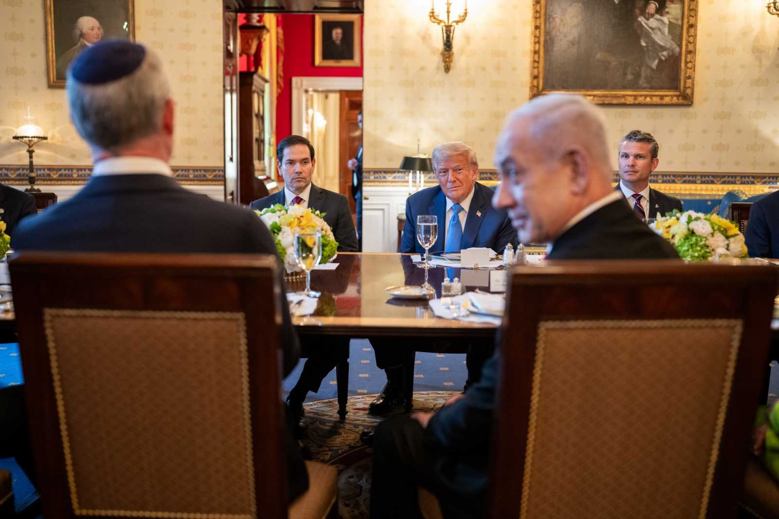 Trump Benjamin Netanjahu izraeli miniszterelnökkel találkozott Fotó: a Fehér Ház Facebook oldala