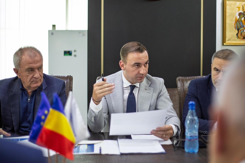 Várja, hogy kövessék a példáját | Fotó: Bogdan Ivan Facebook oldala