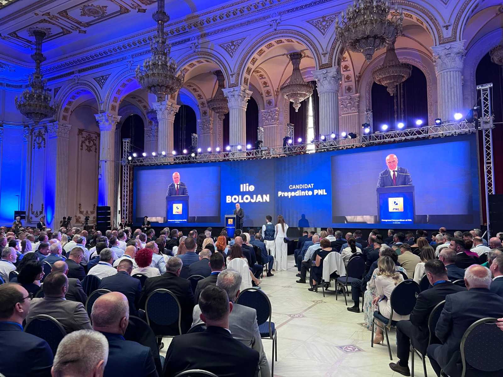 Bolojan nem riadt vissza attól, hogy kritikát is megfogalmazzon pártja felé | Fotó: PNL Iasi/Facebook