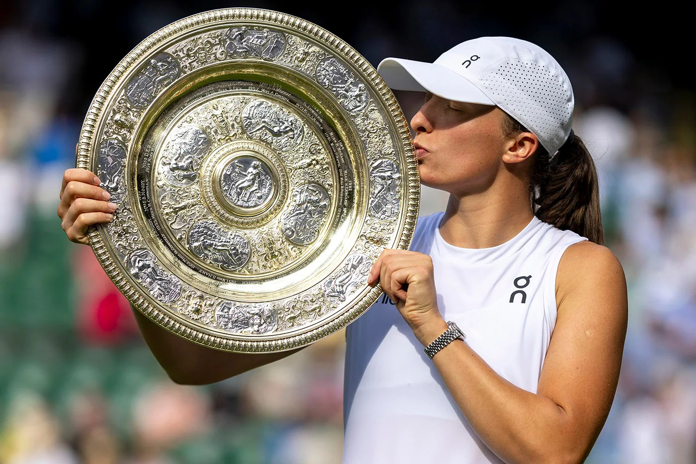 A lengyel klasszis 57 percnyi játék alatt, 6–0, 6–0-ra győzte le az amerikai Amanda Anisimovát | Fotó: Wimbledon hivatalos oldala / Készítette: Ryan Jenkinson