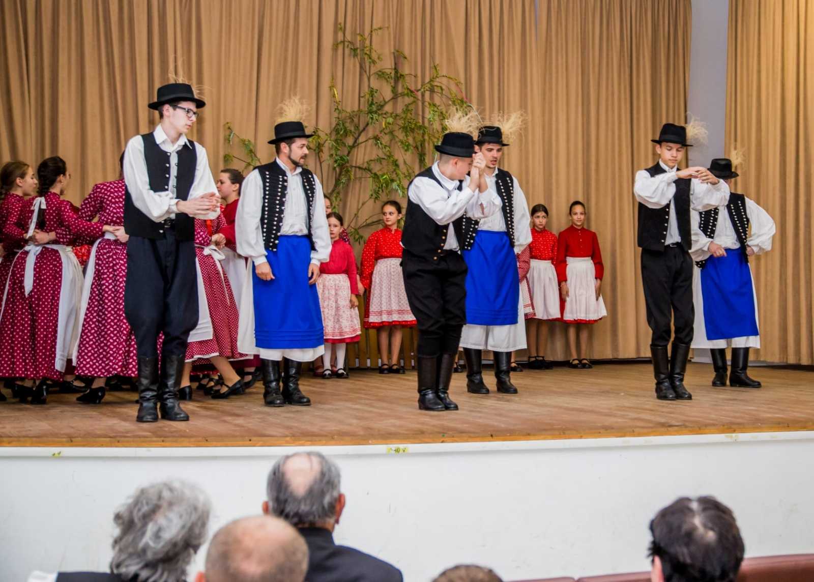 A tánc, a sport- és szabadidős tevékenységeket támogják | Fotók: Kulcsár Mária