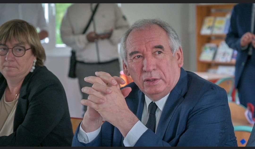 Bayrou azt tervezi, hogy 2026-tól háromezer munkahelyet szüntetnek meg a közszférában Fotó: Bayrou Facebook oldala 