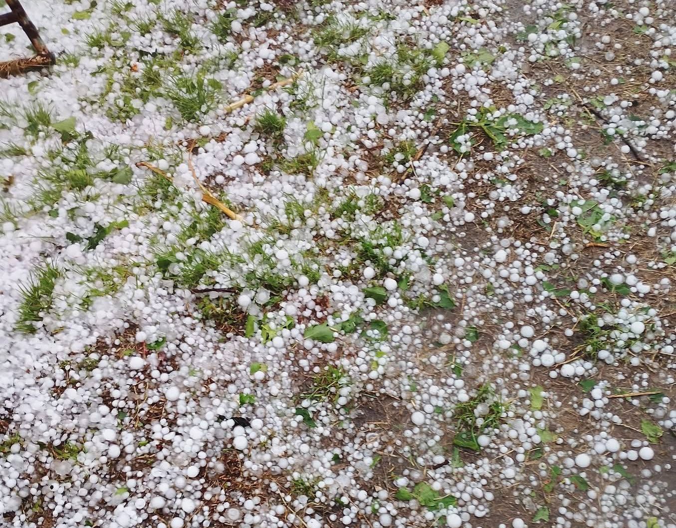 Már elverte a jég Iași megyét. | Fotók forrása: Meteoplus/Facebook