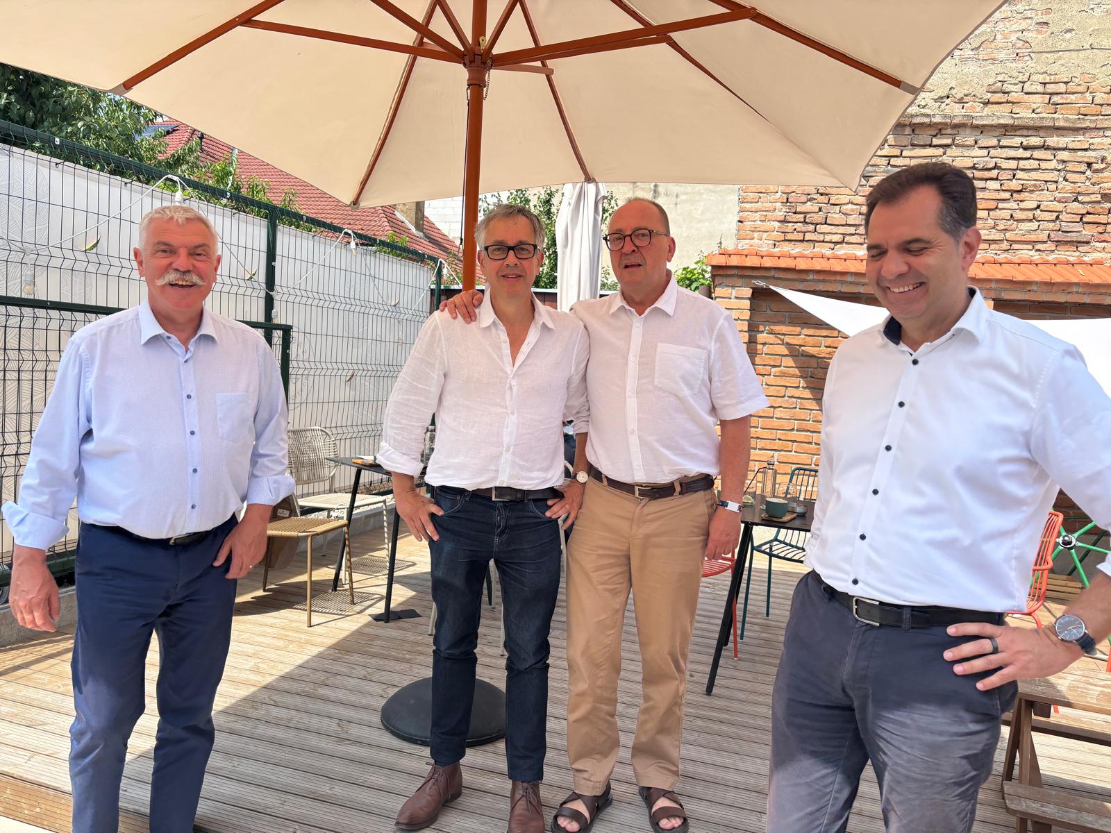 David Campanale is bábáskodott annak idején a szabadegyetem létrejötte fölött
