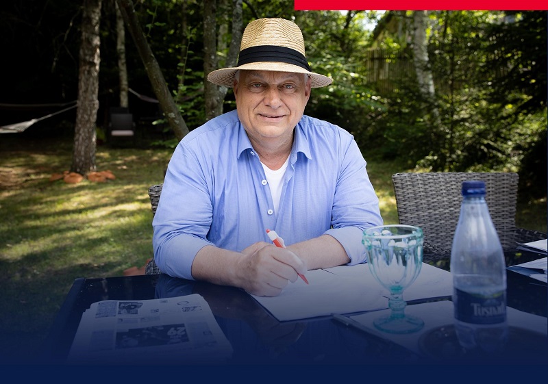 Készül a szombati beszéd | Fotó: Orbán Viktor Facebook oldala