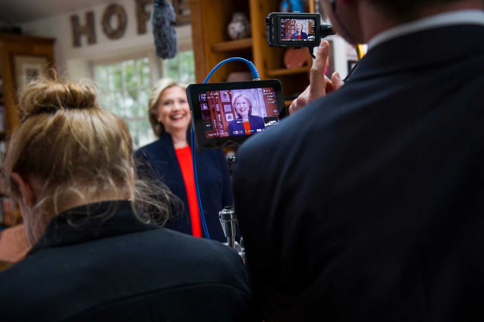 Bajba kerülhet Hillary Clinton volt elnökjelölt külügyminiszter Fotó: Hillary Clinton Facebook oldala