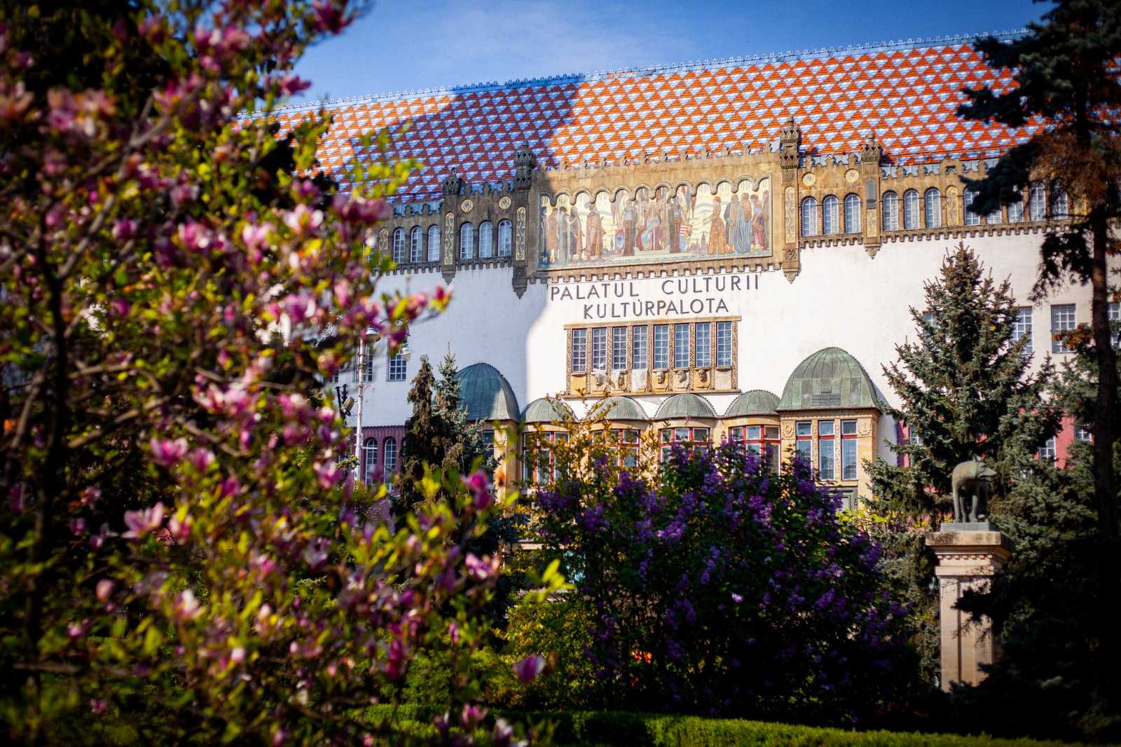 A Kultúrpalotába idén több mint 30 országból érkeztek látogatók | Fotó: Visit Mures/Facebook