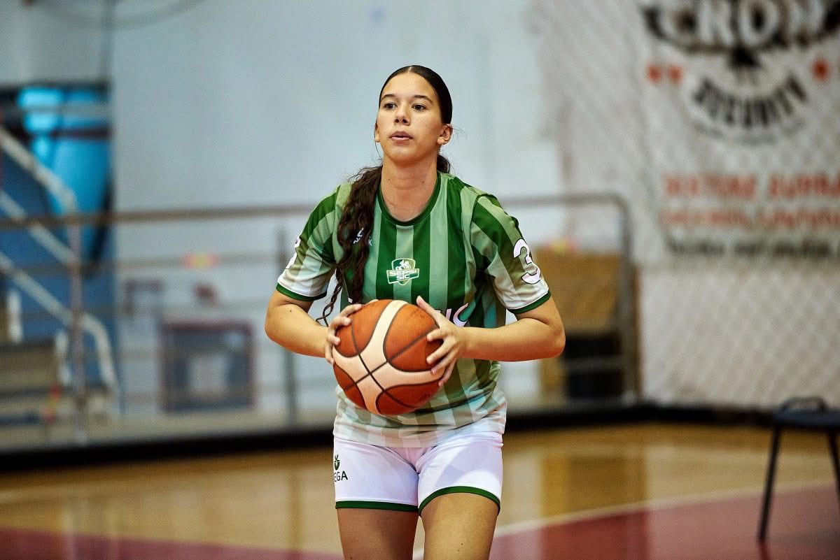 Miután leküzdötte a nyelvi akadályokat, a válogatottban is jól érzi magát