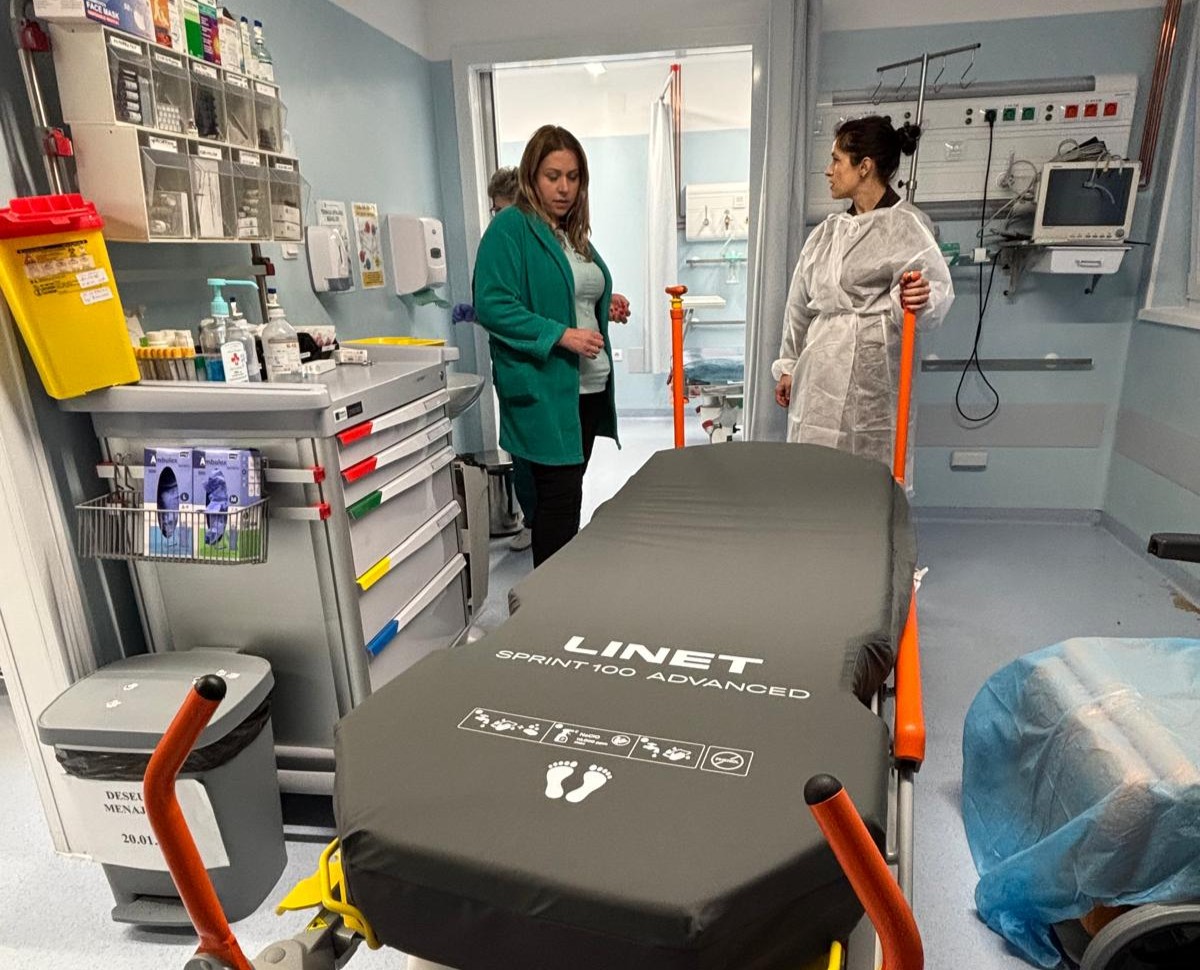 Október végén 24 új hordágy is érkezett felújított sürgősségi osztályra | Fotó: Szilágyi Róbert-István/Facebook