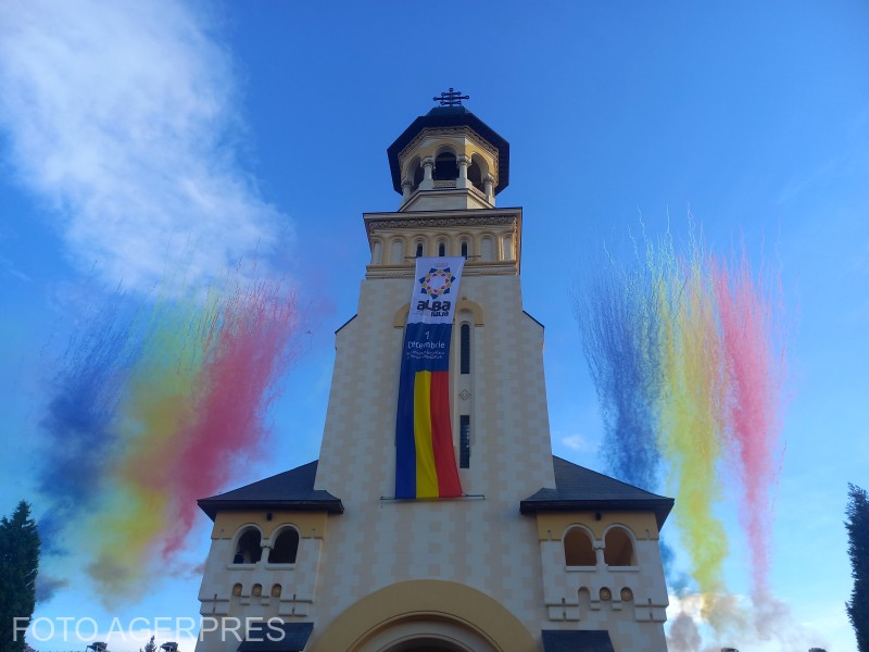 A tartalékalapból utalt pénzt a kormány a gyulafehérvári ünnepség megszervezésére | Fotó: Agerpres