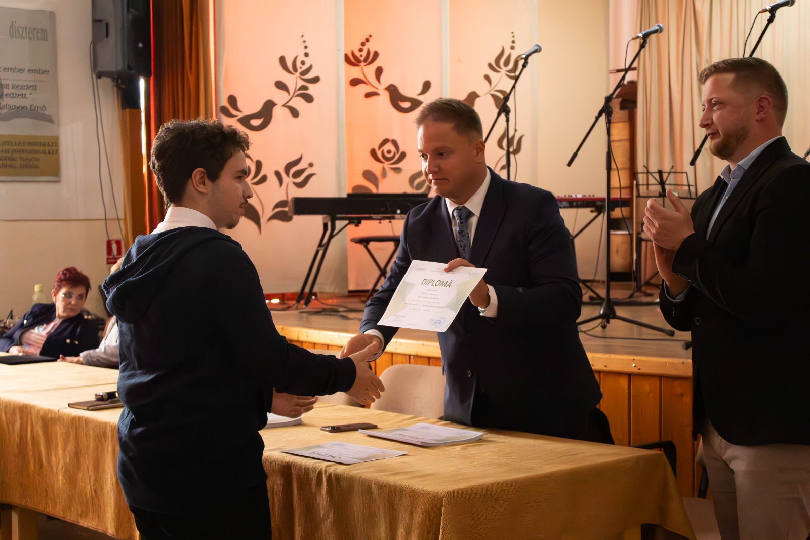 Kijárt a gratuláció a kiemelkedően teljesítőknek. 