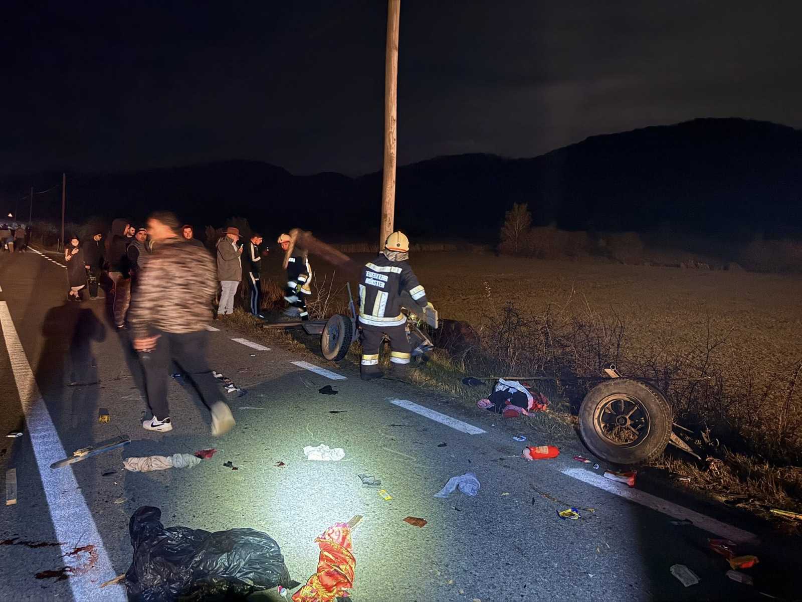 A szekéren utazók az útra vetődtek. | Fotók: SVSU Târgu Lăpuș 