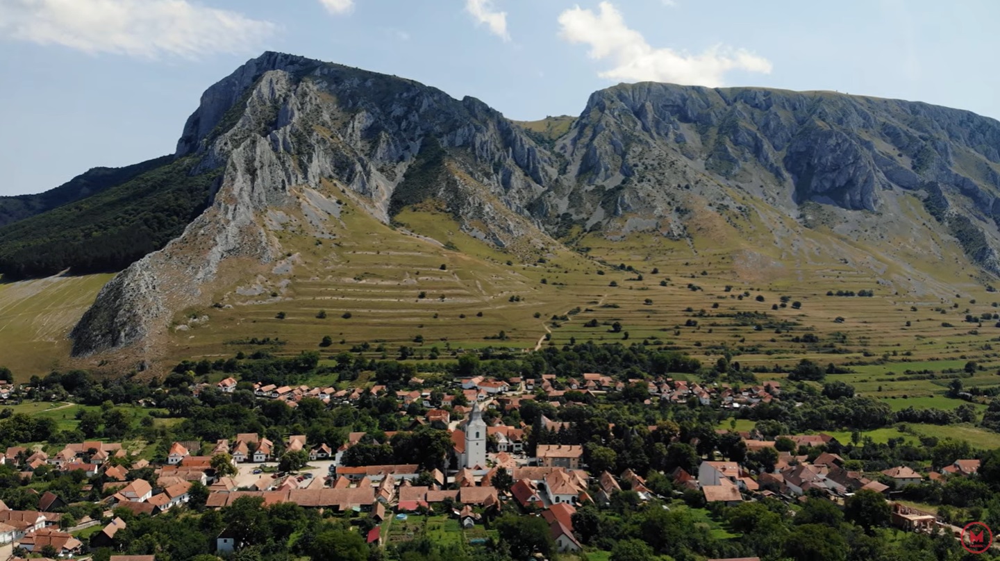 A Székelykő az egyik legnépszerűbb turistacélpont a térségben | Fotó: Maszol