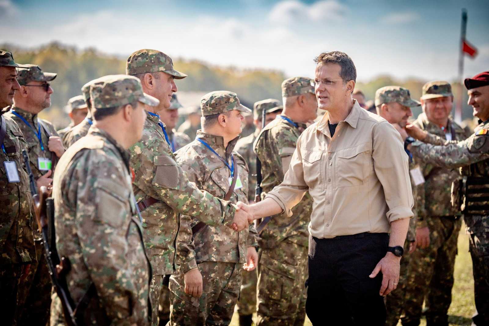 Ionuţ Moşteanu védelmi miniszternek nem lesz könnyű dolga a korrupció felszámolását illetően Fotó: Defense Romania Facebook oldal  